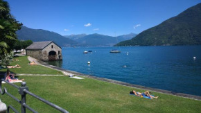 La Maison Des Lions APPARTAMENTI VACANZE accesso diretto alla spiaggia località Amore Cannobio